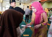 Pengajian Akbar Al-Hidayah Pesawaran Berbagi Bersama Anak Yatim dan Dhuafa