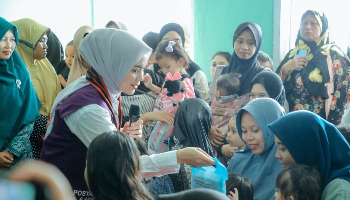 Ketua TP PKK Batin Wulan Apresiasi Posyandu Mawar 5 Gedong Air Capai Zero Stunting